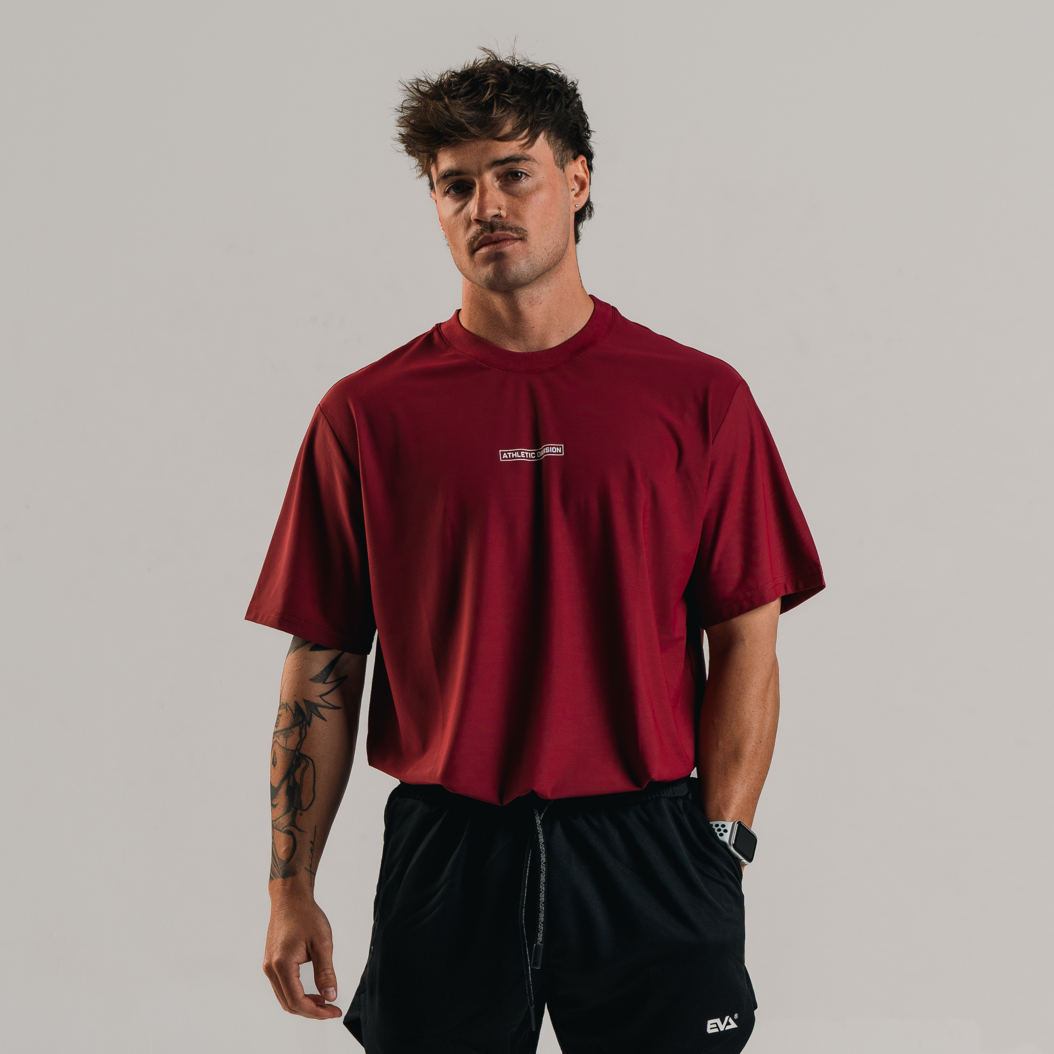 ATHLETIC DIVISION OVERSIZE TEE [DEEP RED]