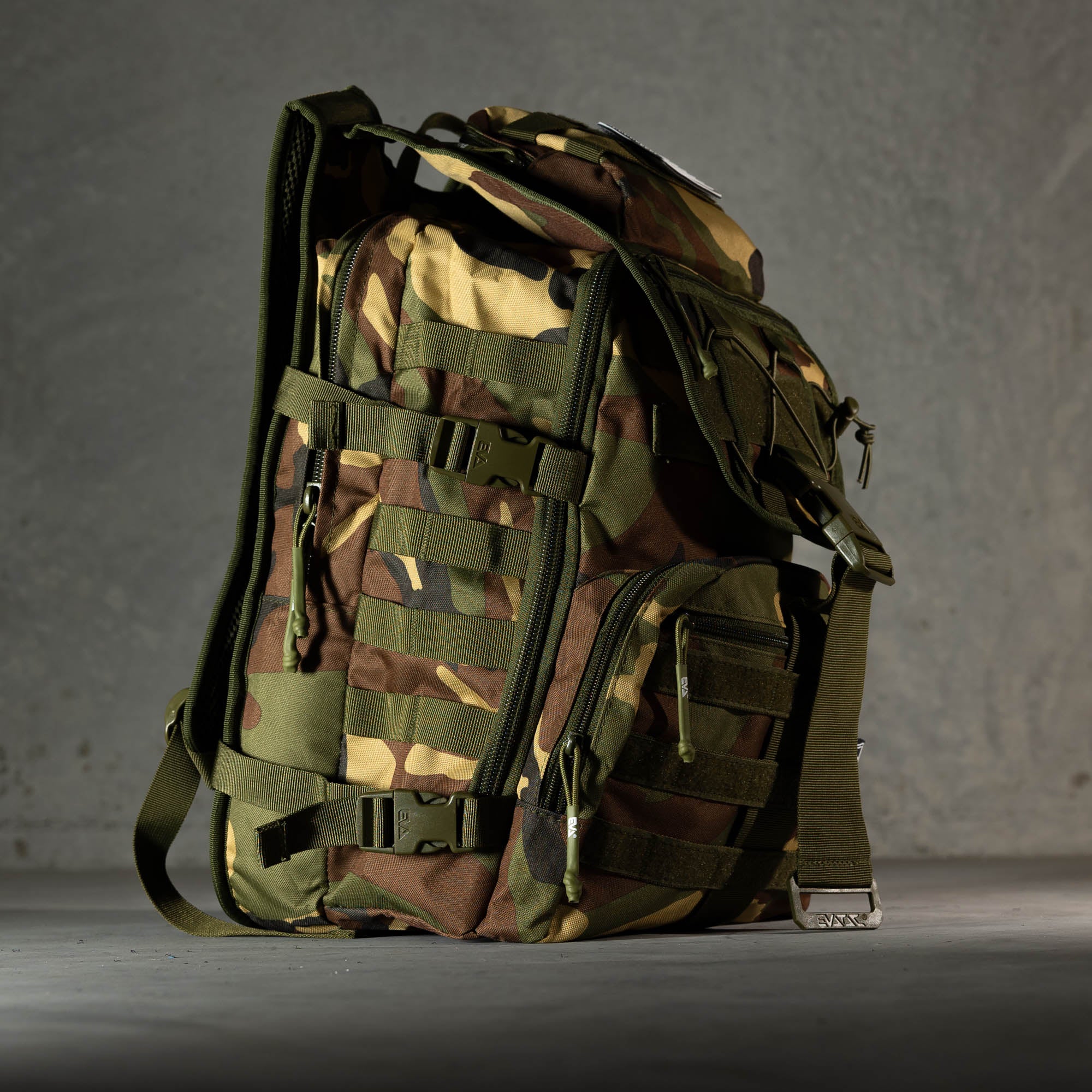 Combat Backpack [Jungle Camo]