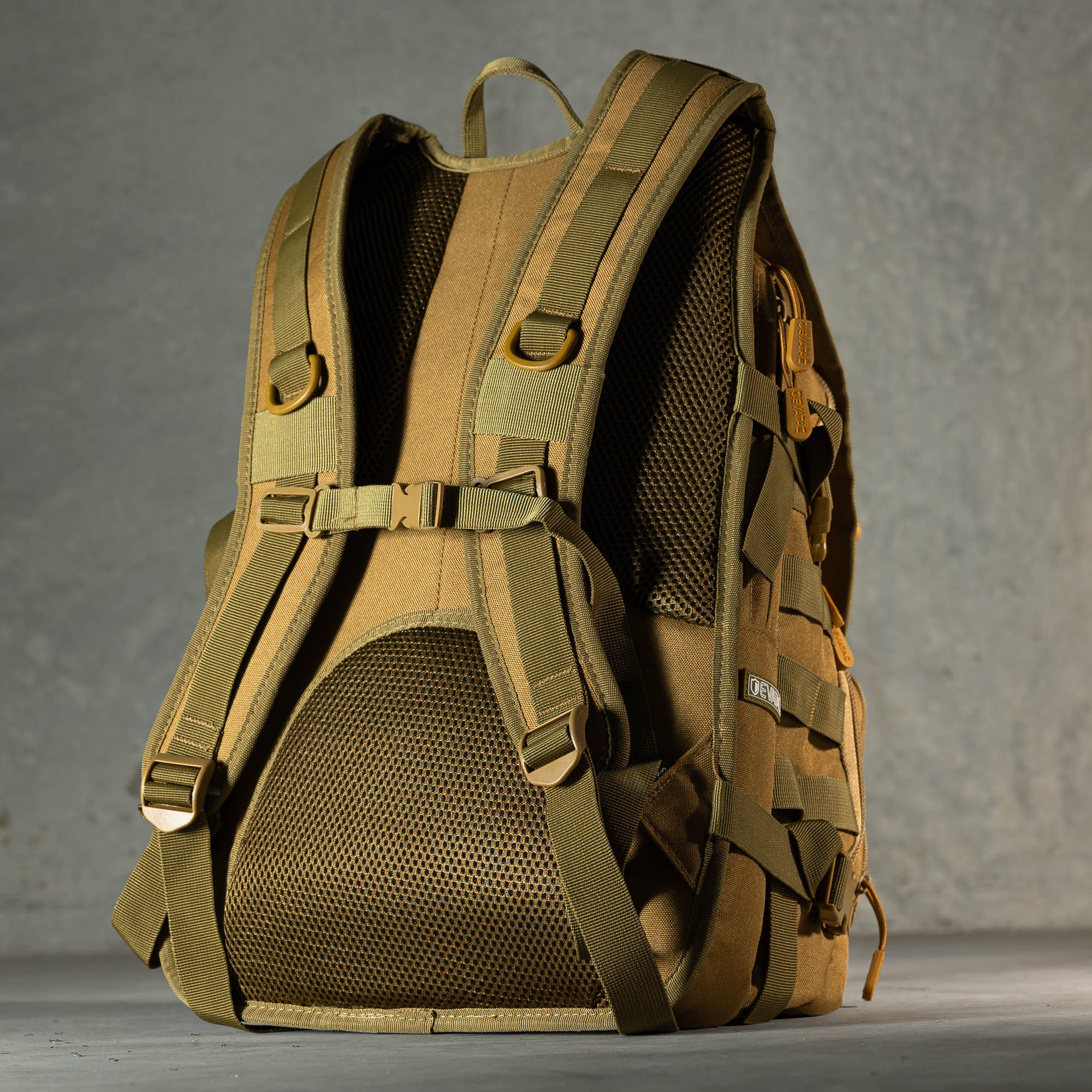 Combat Backpack [Khaki]