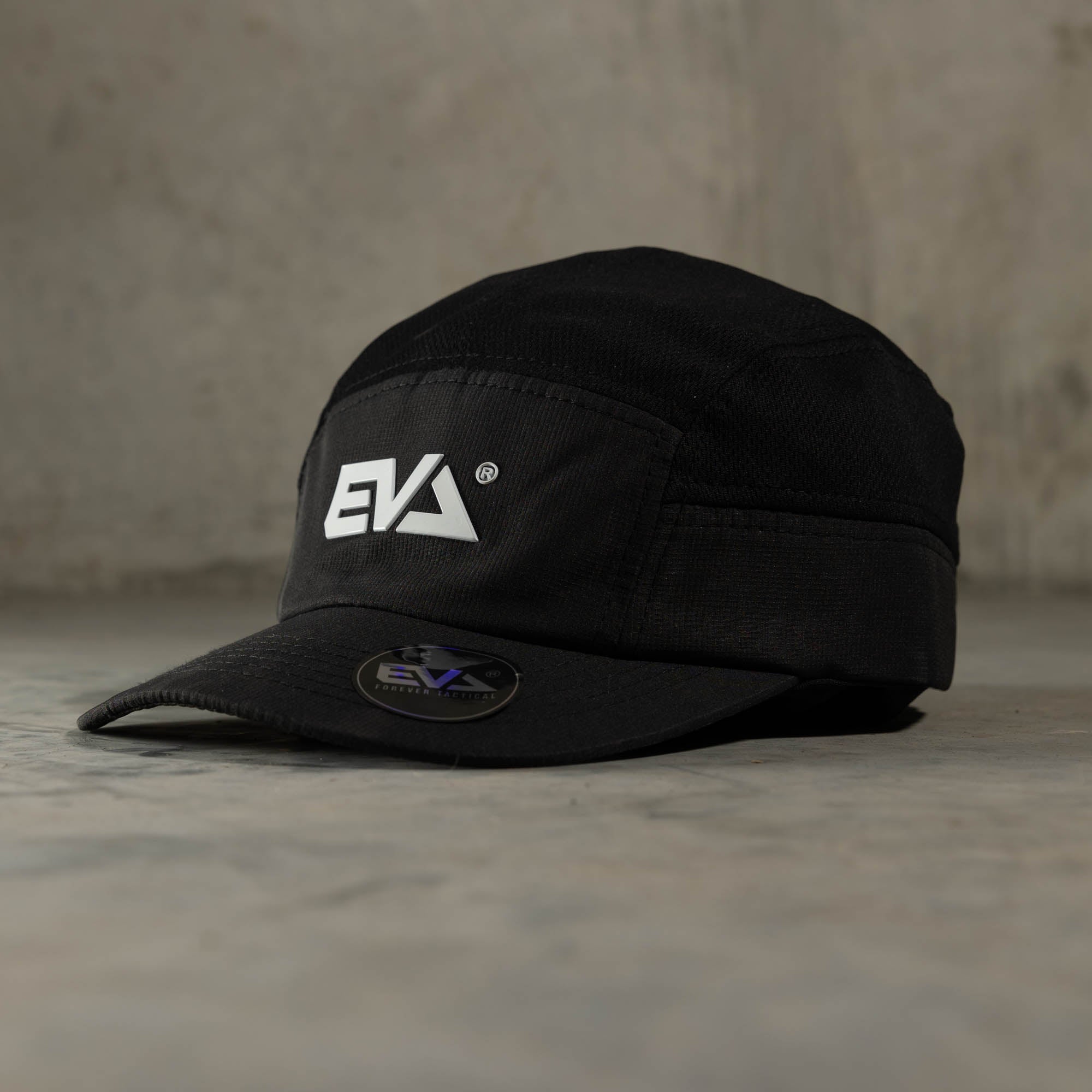 Mesh Trainer Hat [Black/White]