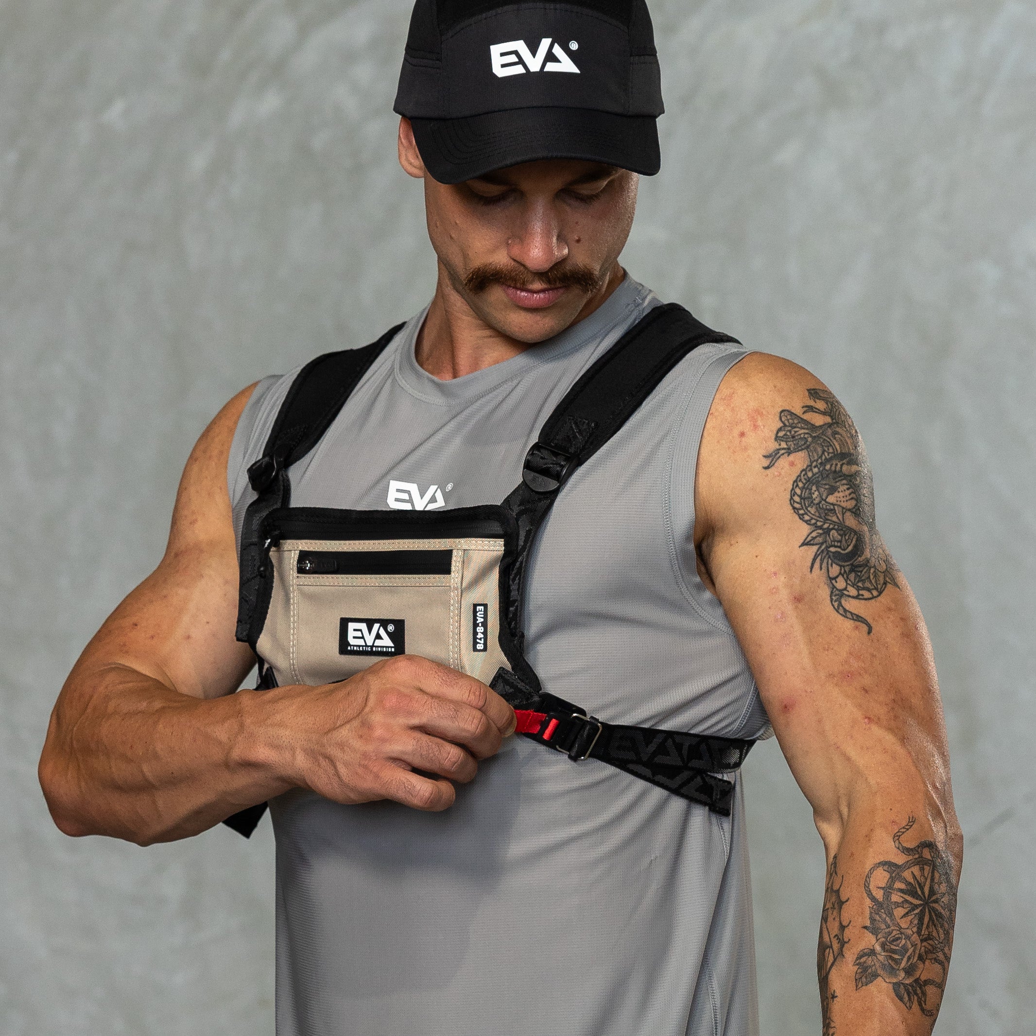 EVA8393 Running Tech Vest [Bone]