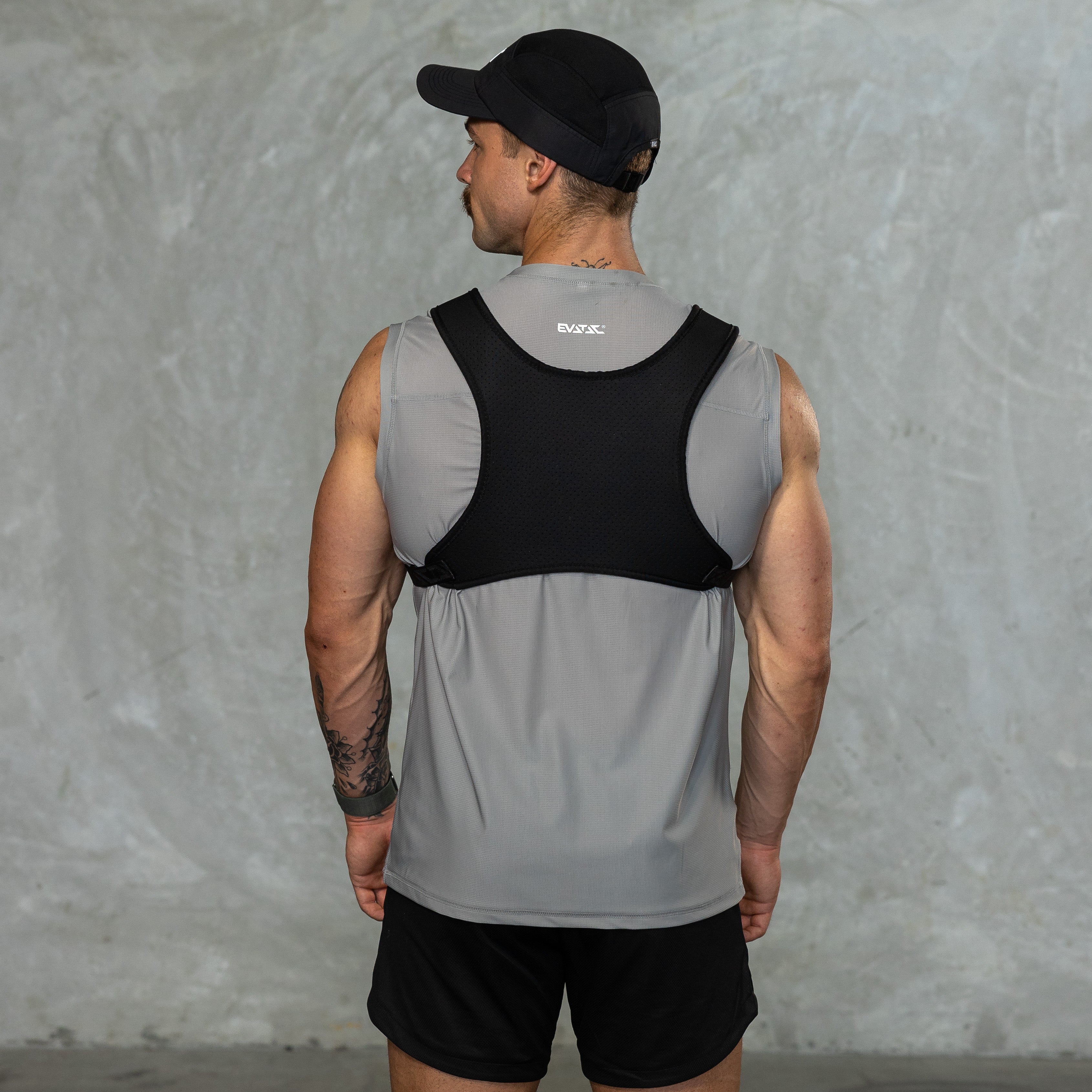 EVA8393 Running Tech Vest [Black]