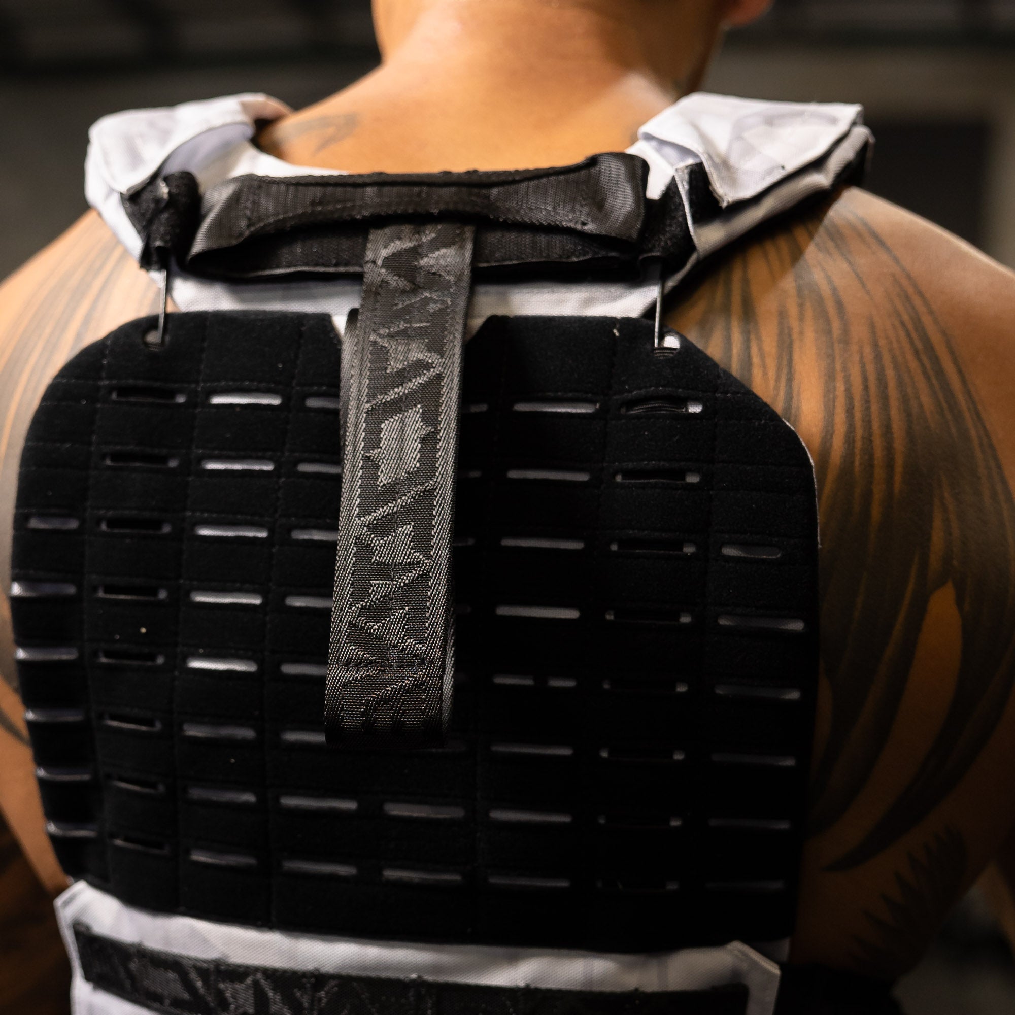 EVA8393 WEIGHT VEST [Sub Zero]