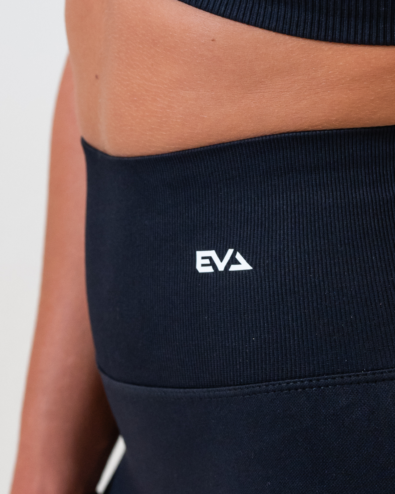 Aura Seamless Full Length Leggings [Black]