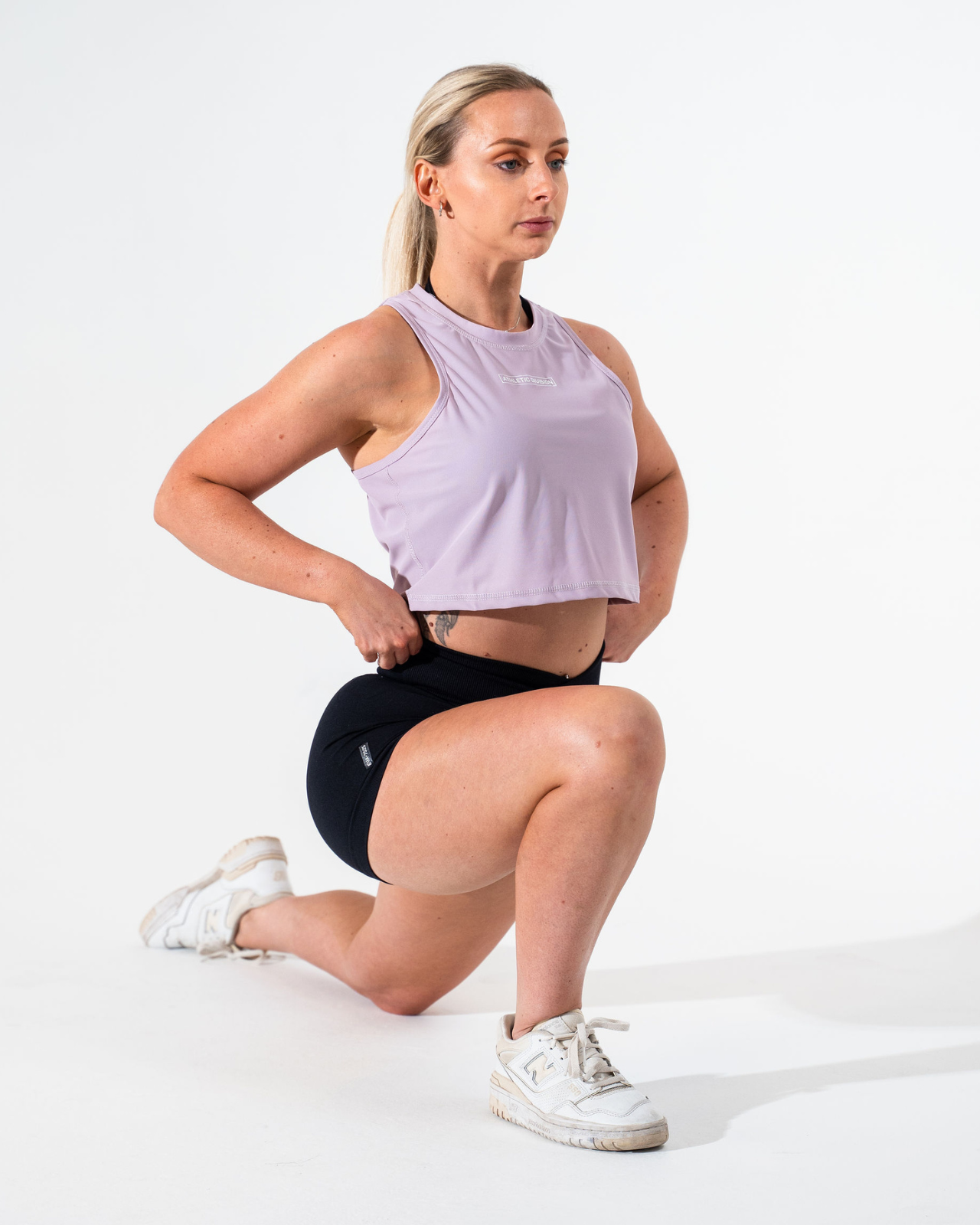 ATHLETIC DIVISION CROP TANK [PURPLE ASH]