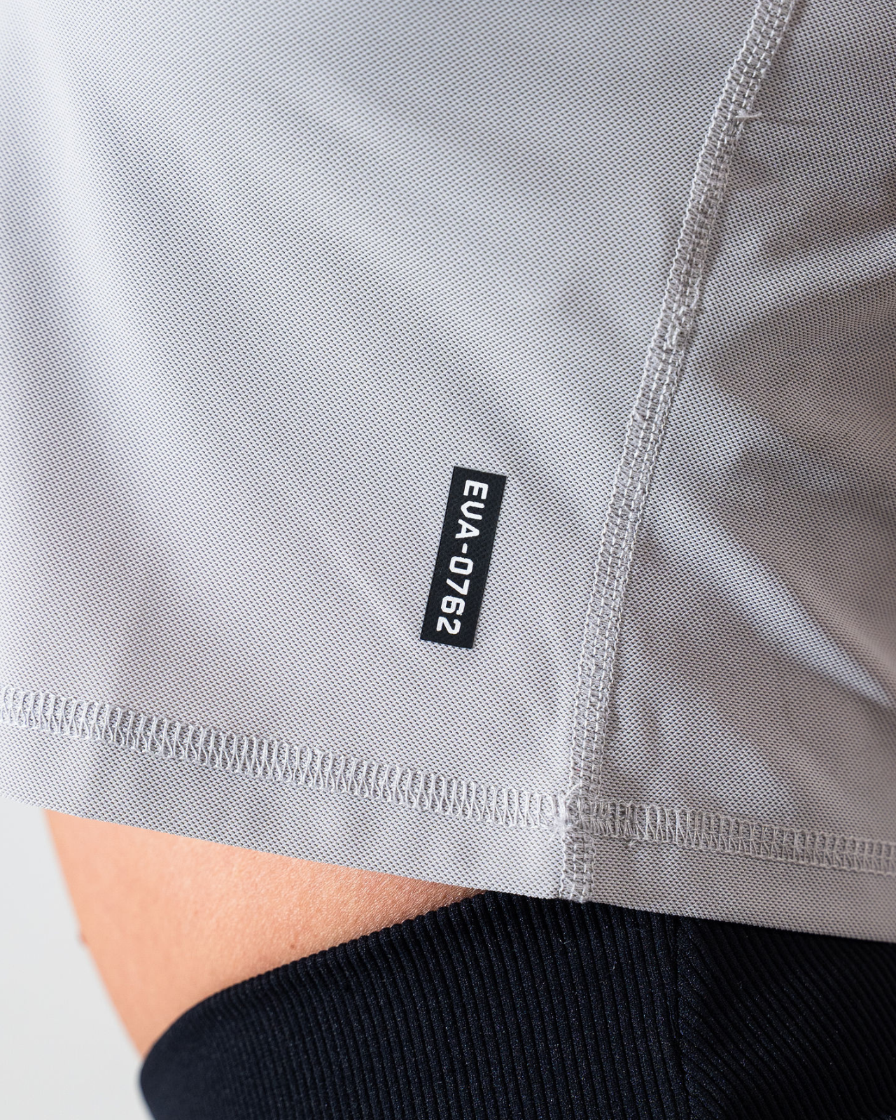 CROP TANK - ATHLETIC DIVISION [SMOKE GREY]
