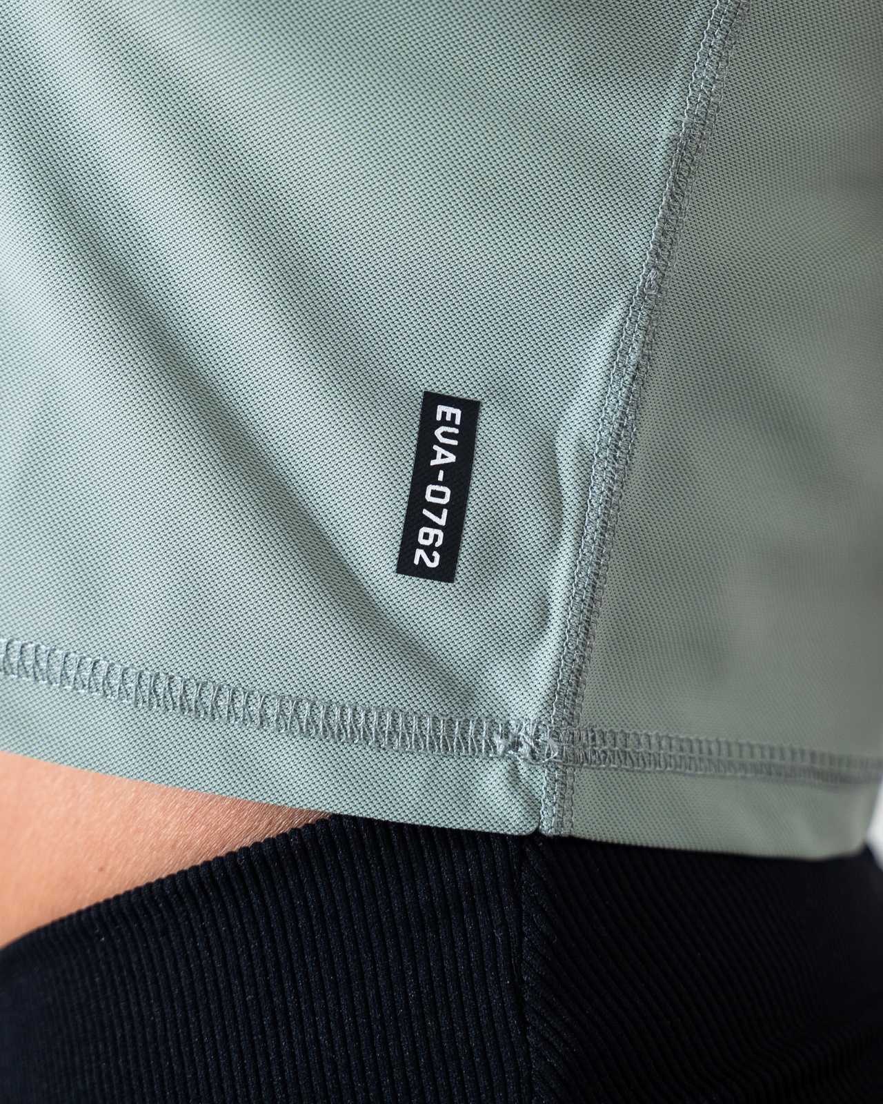 CROP TANK - ATHLETIC DIVISION [SAGE GREY]