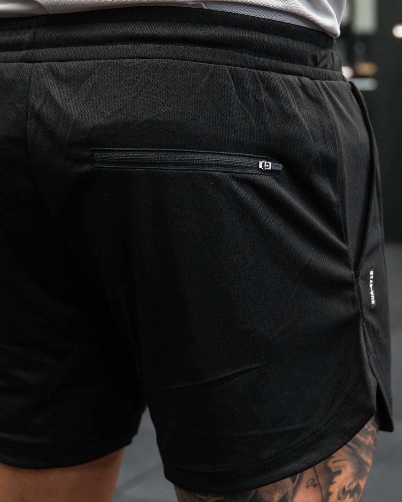 Mesh Trainer Shorts [Black]