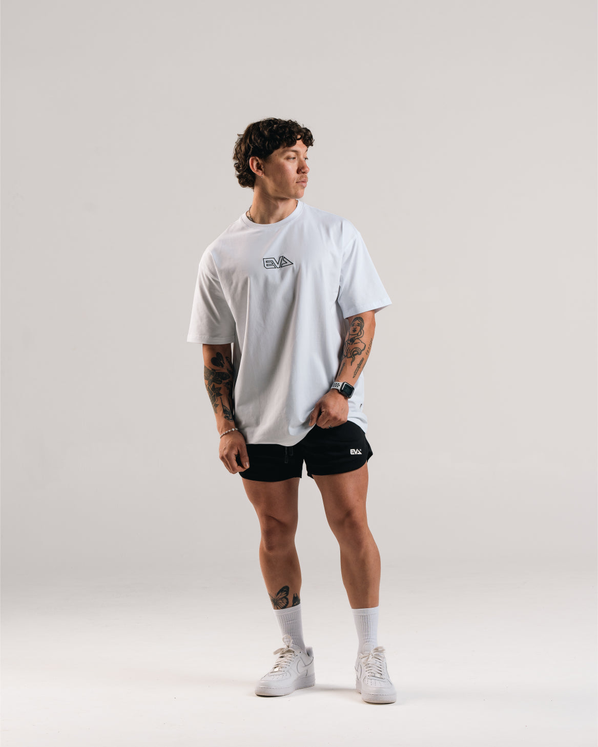 EVA8591 KNOCKOUT LONGLINE+ TEE [WHITE]