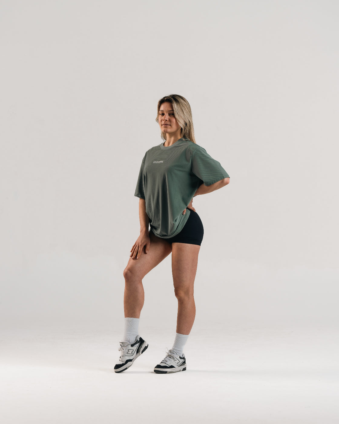 EVA7914 ATHLETIC DIVISION OVERSIZE TEE [DUSTY TEAL]