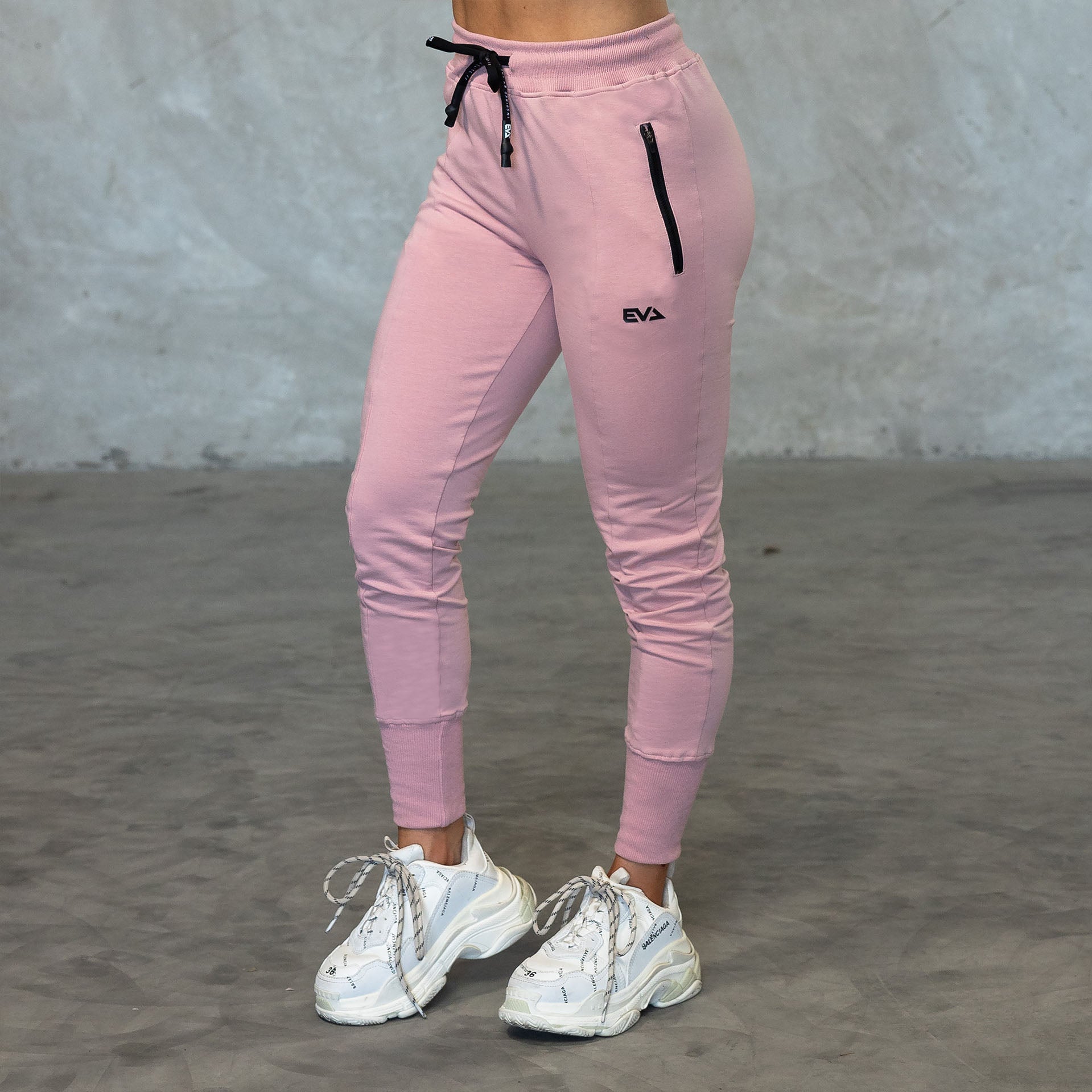 EVA8218 On-Duty Joggers [Powder Pink]