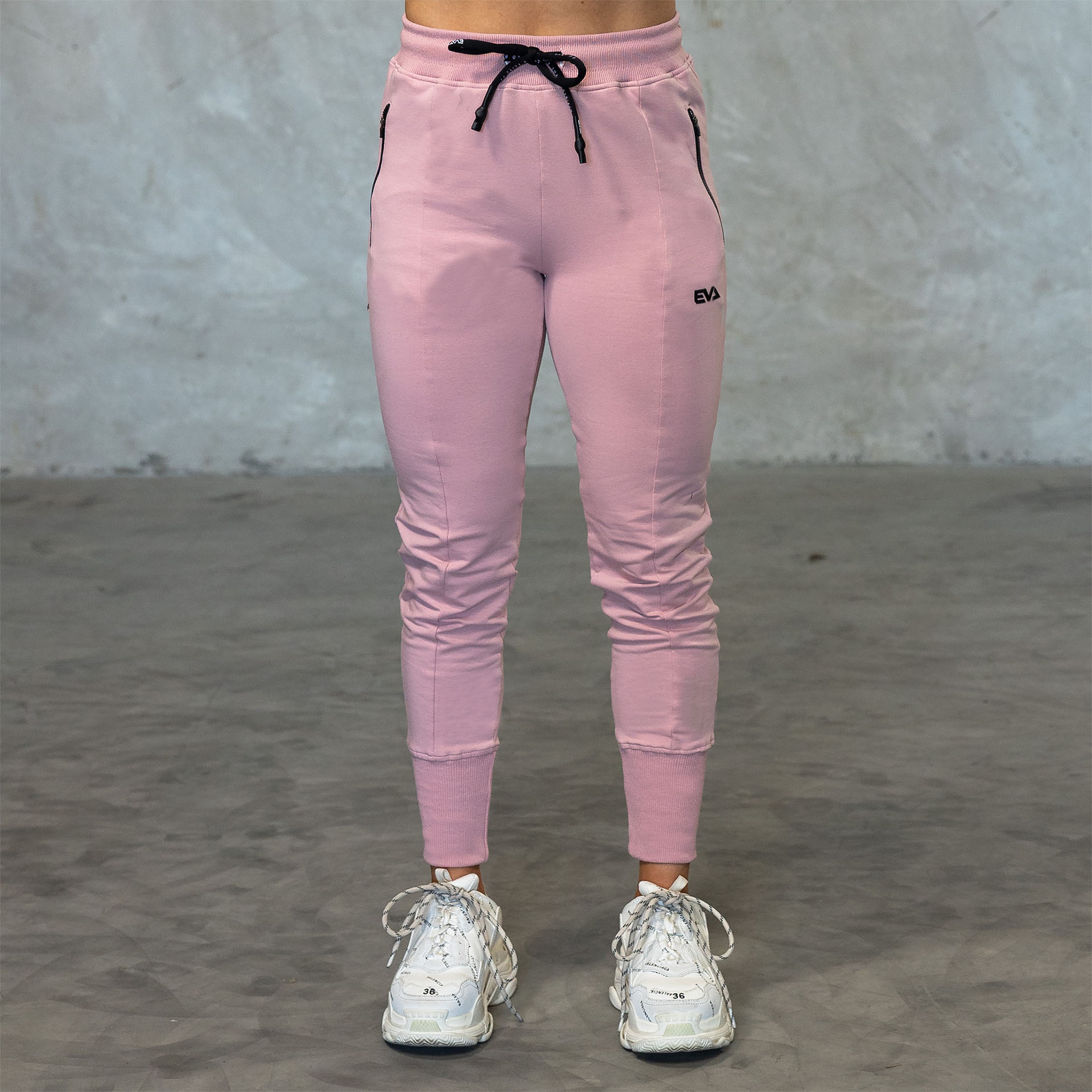 EVA8218 On-Duty Joggers [Powder Pink]