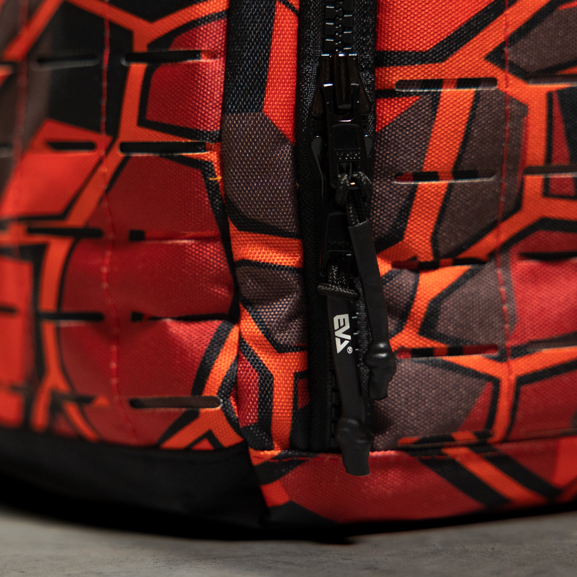 Elite Duffel [venom red] - LIMITED EDITION