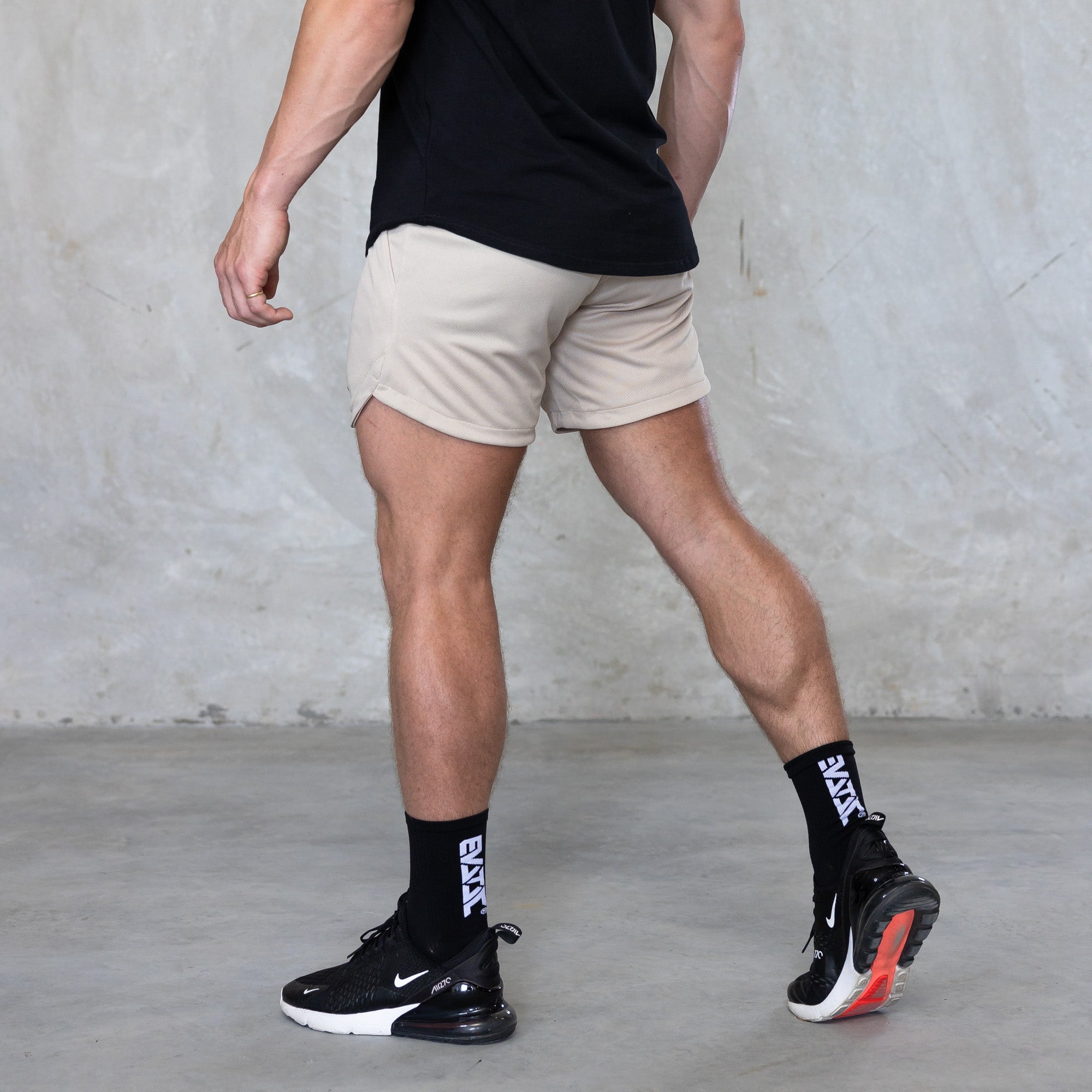 MESH TRAINER SHORTS [BONE]