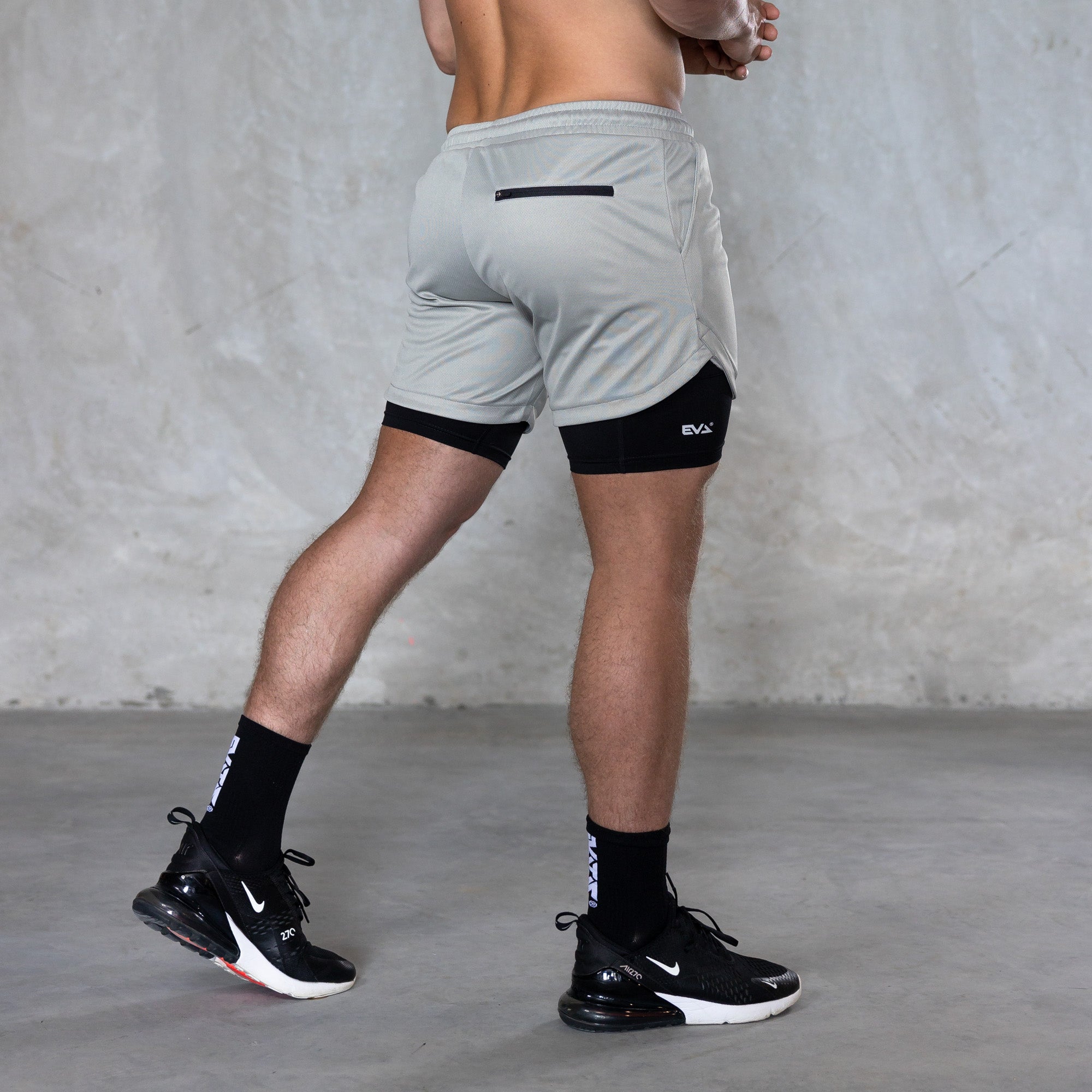 TRAINER LINER SHORTS [GREY/BLACK]