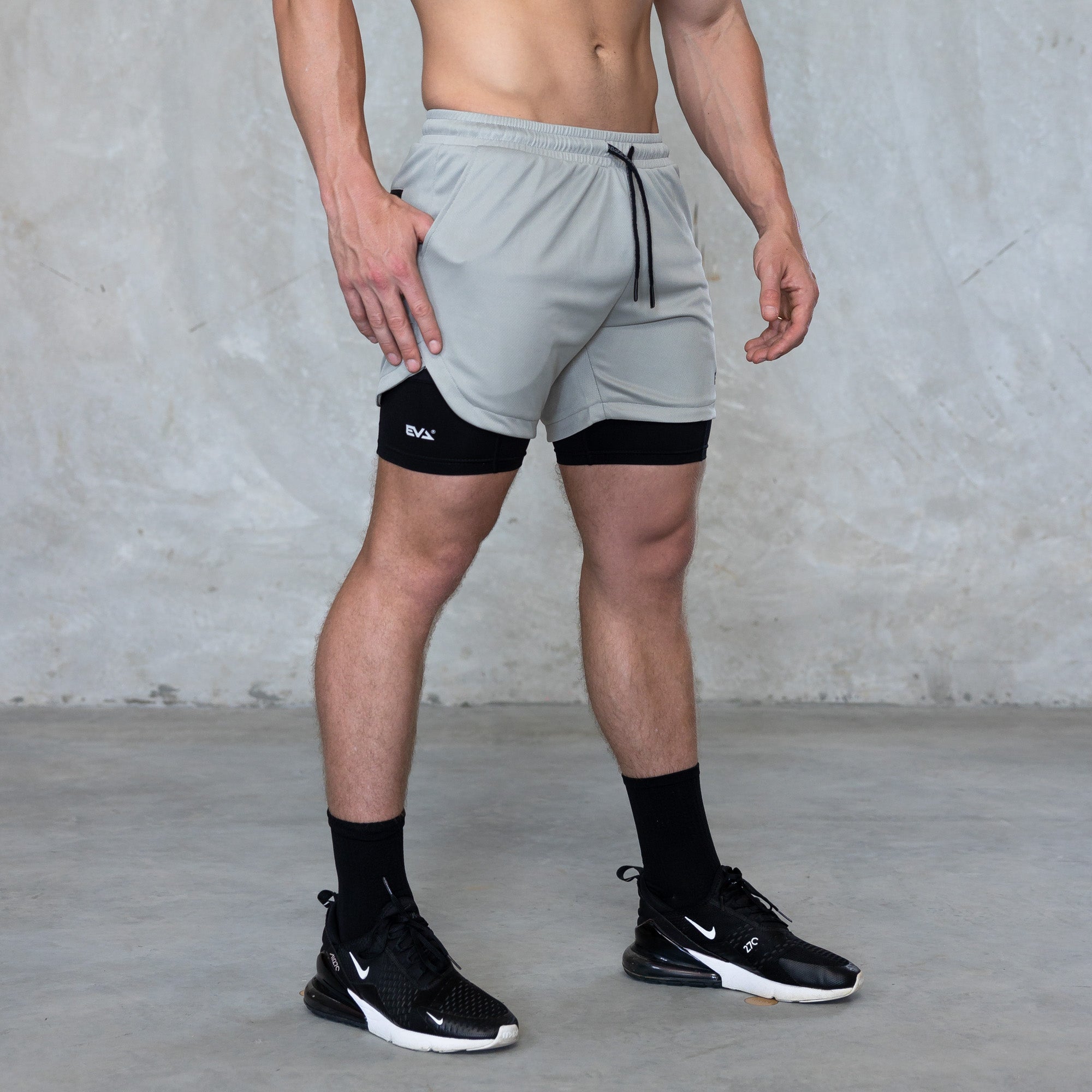 TRAINER LINER SHORTS [GREY/BLACK]