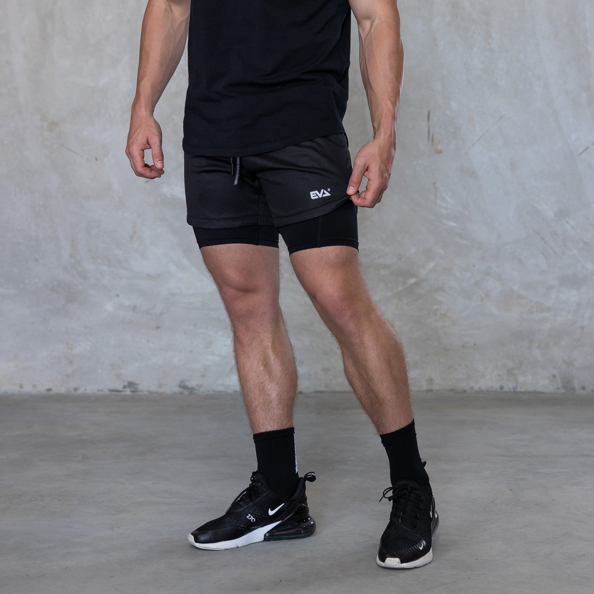 TRAINER LINER SHORTS [BLACK/BLACK]